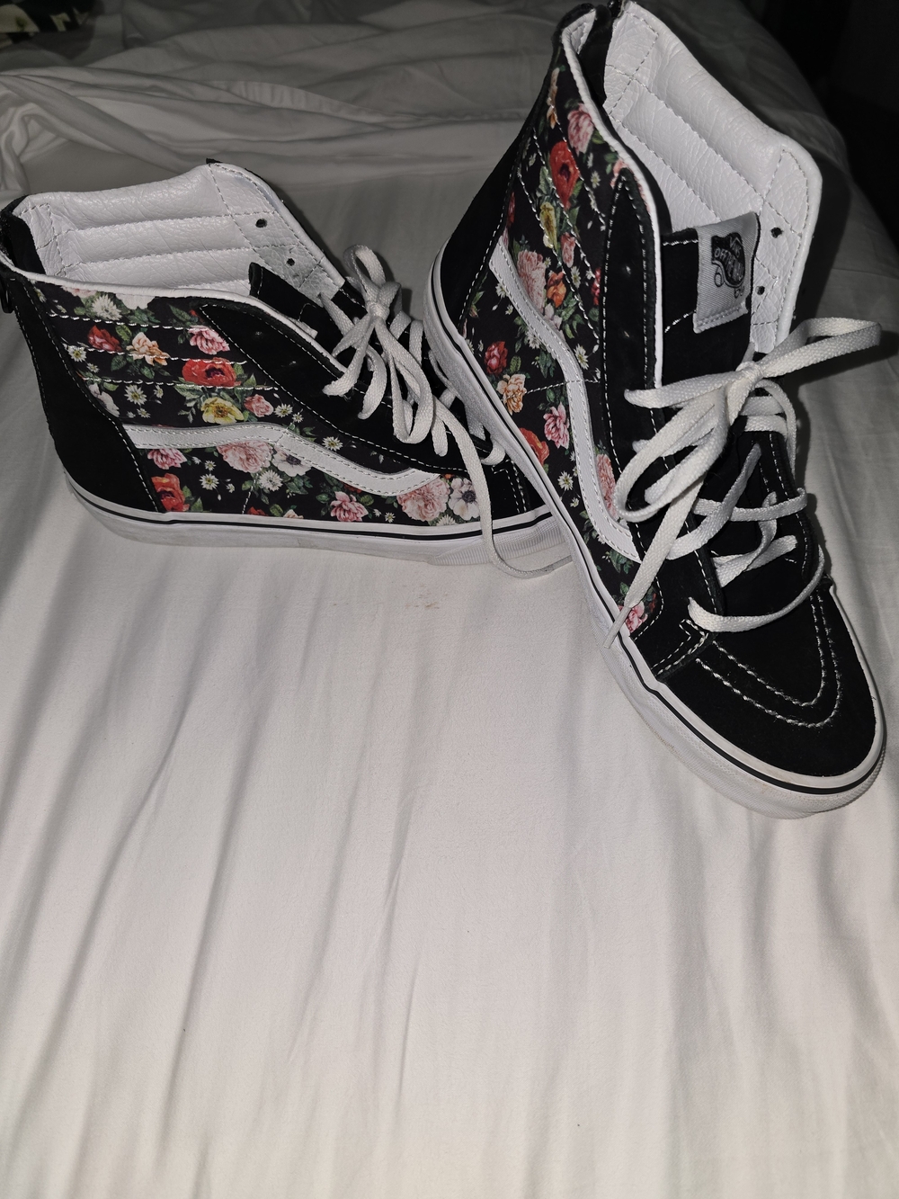 Vans Sk8-Hi Reissue Zip Garden Floral – Youth 7 / Women's 8.5 Small Flaw